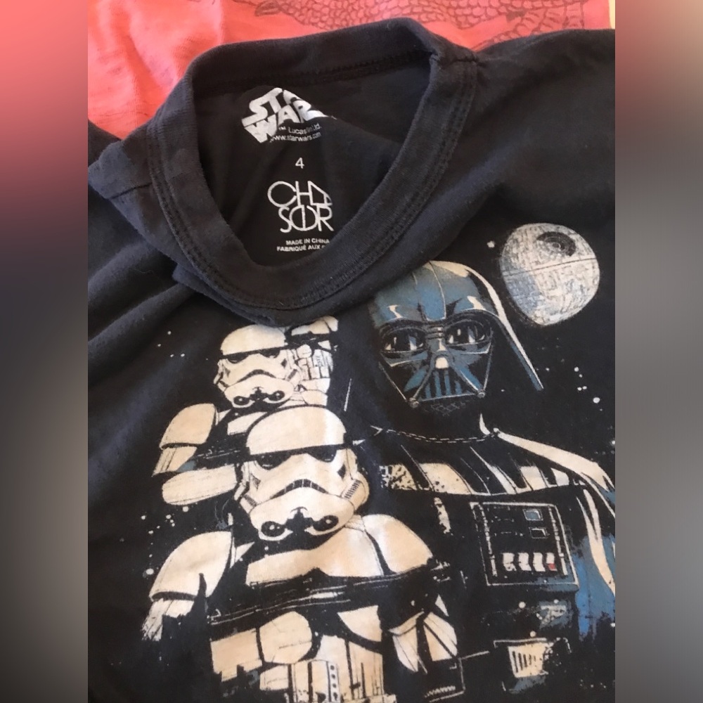 Set of 4 boys t-shirts 4T - Picture 3 of 6